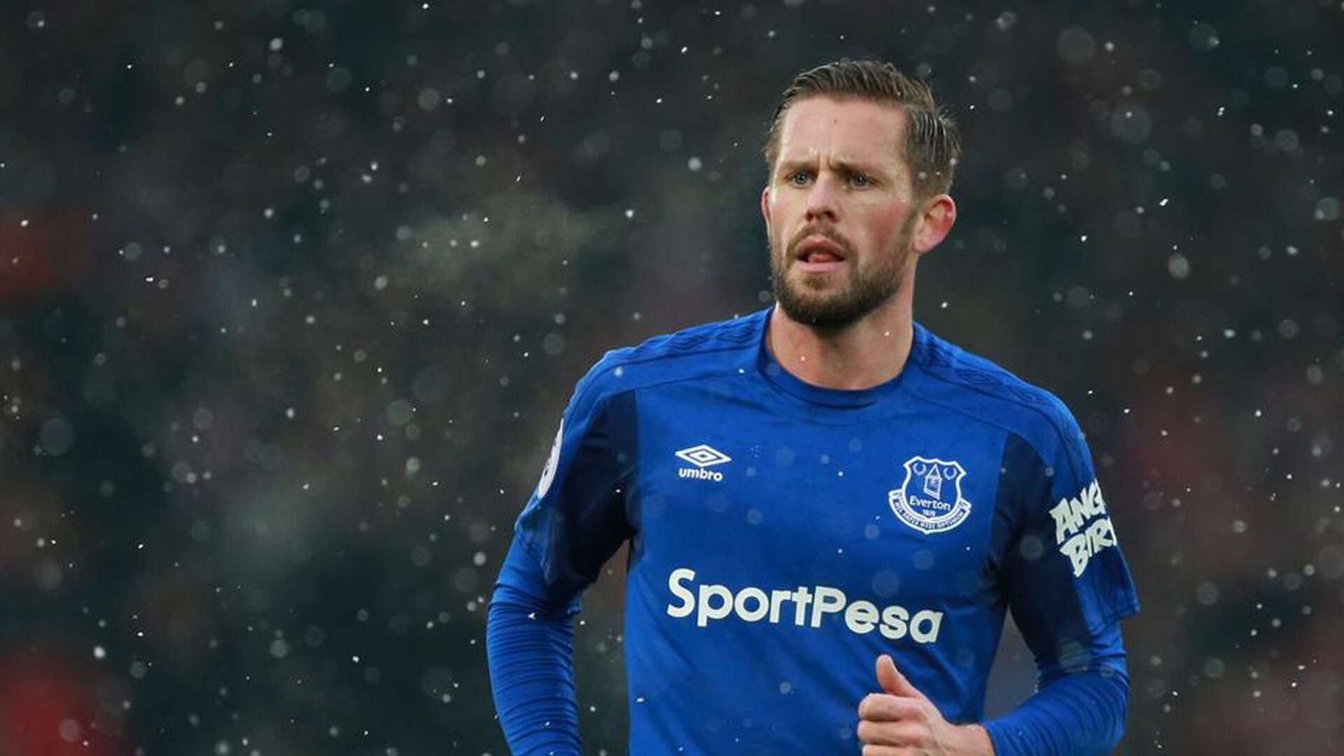 瑞士球员在点球前祈祷“像钟表一样精准”，果真进了，瑞士点球西班牙